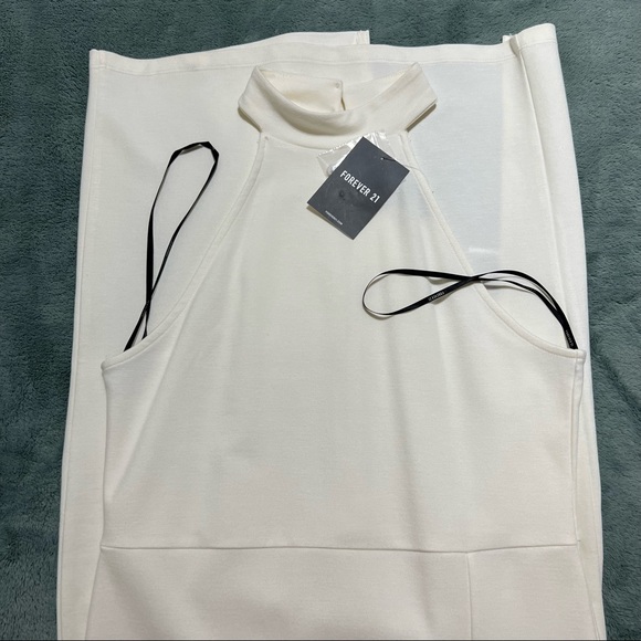 Forever 21 White Bodycon Dress Brandnew - Picture 5 of 7